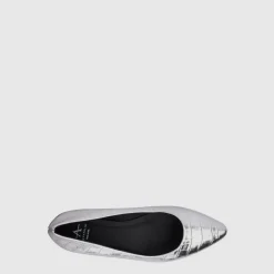 Clearance Penina Women Flats & Sneakers
