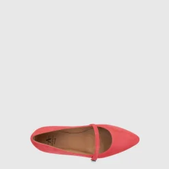 Online Priya Women Flats & Sneakers